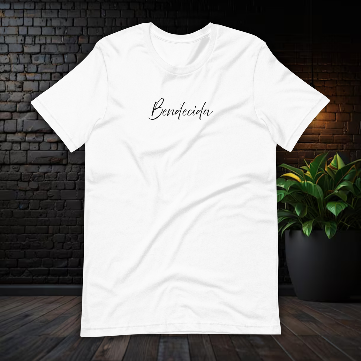 Bendecida T-Shirt